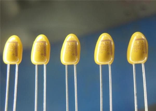 T350E106M025AS | 일렉컴포 - 150만개의 전자 전기 부품 유통전문 쇼핑몰